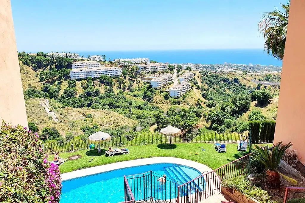 Alcores Seaviews Sitio de Calahonda 0*,  Spain